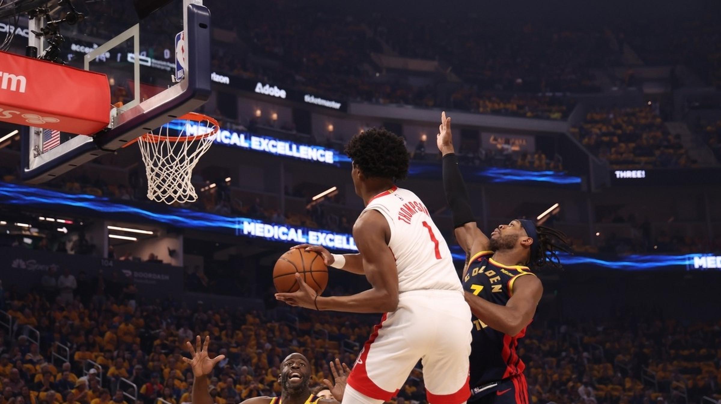 巴特勒复出首战，爆发新星状态火爆，逆转取胜成为焦点！的简单介绍